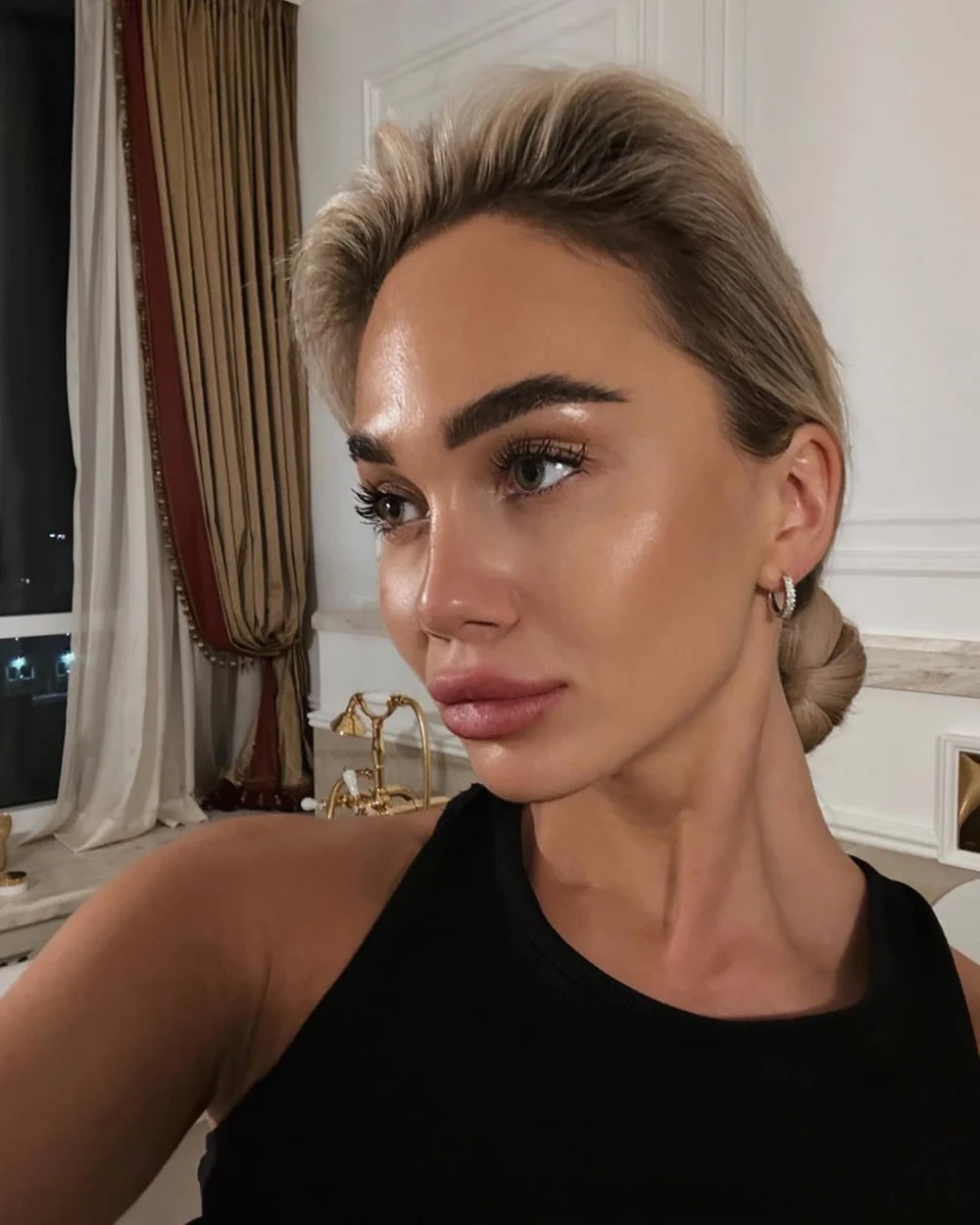 Анирия эскорт в городе Питер