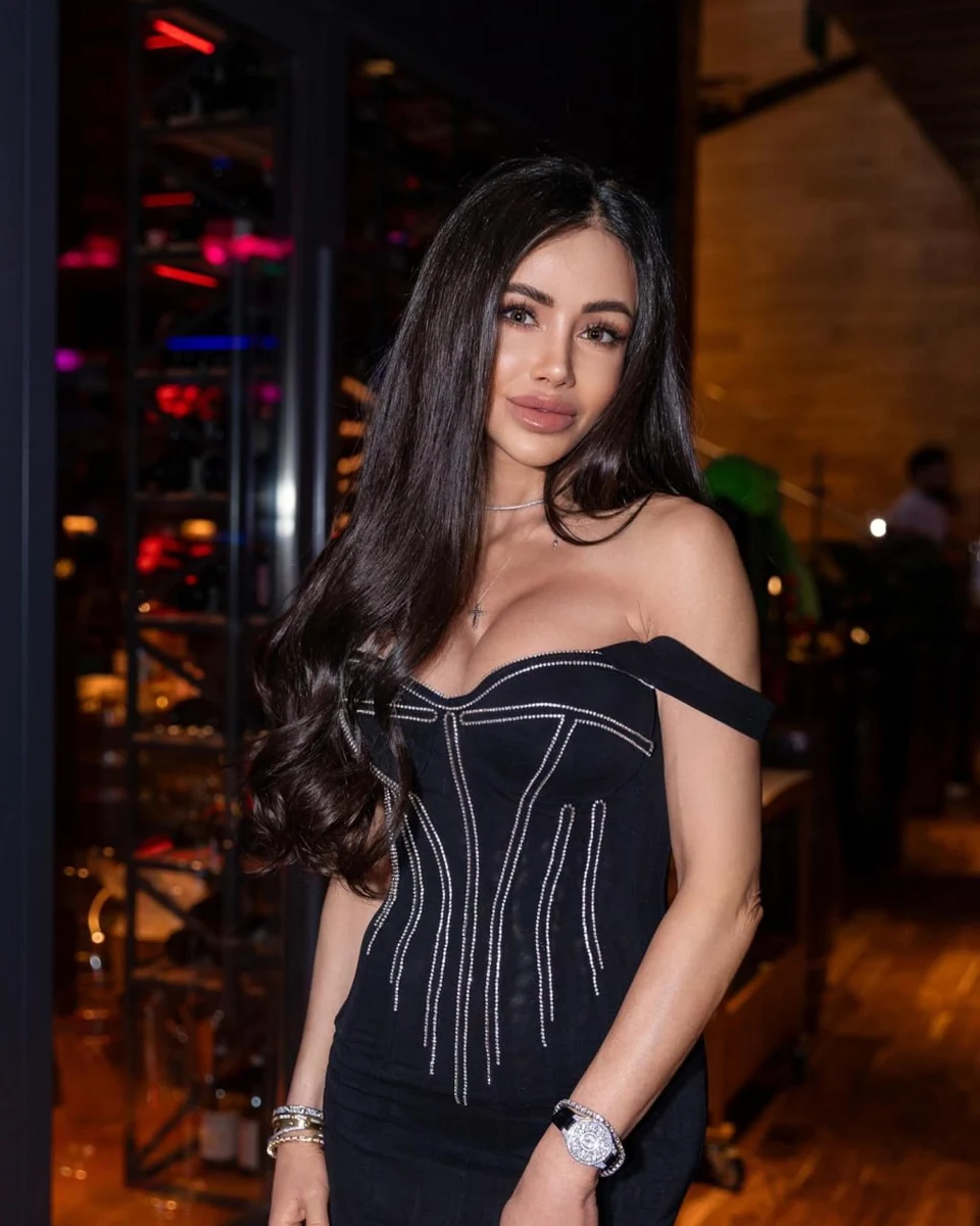 Марисабелла эскорт в городе Питер