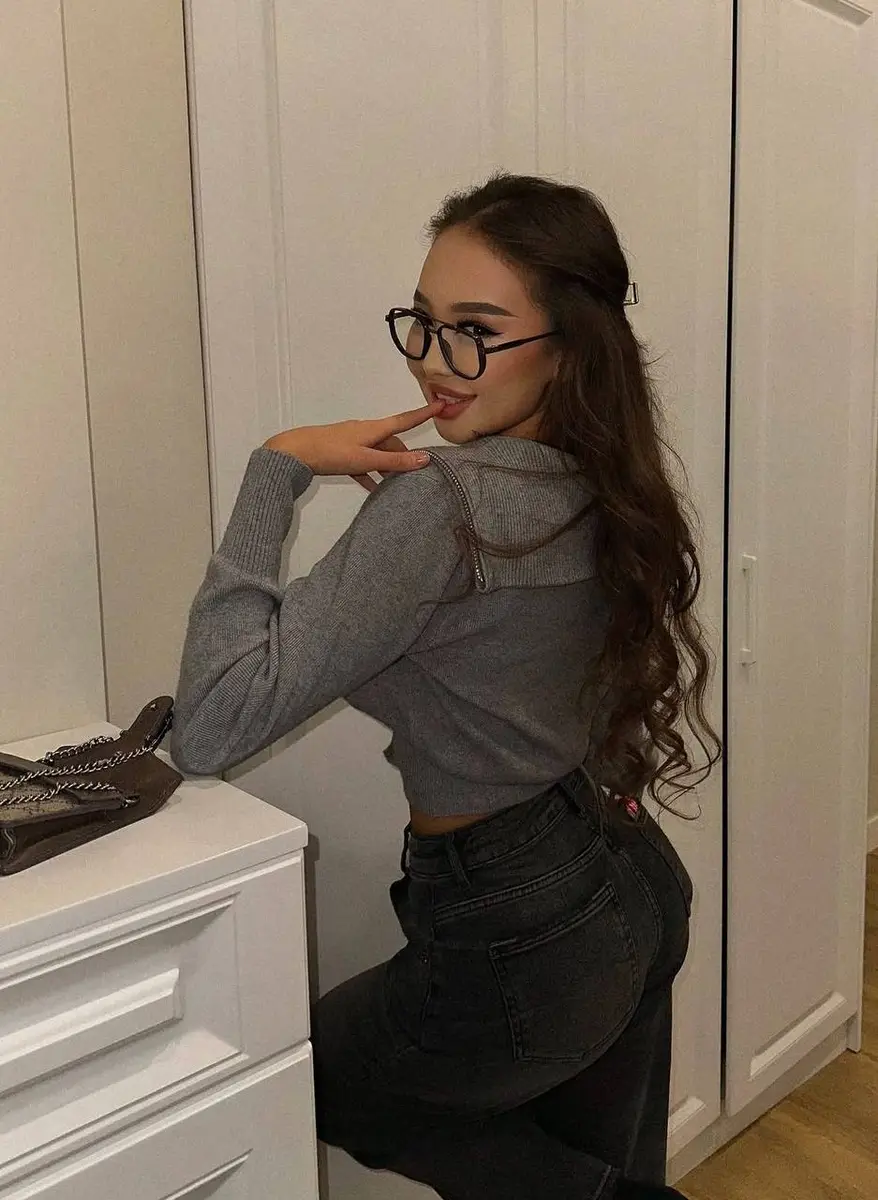 Майя эскорт в городе Питер