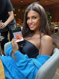 Моника эскорт в городе Питер