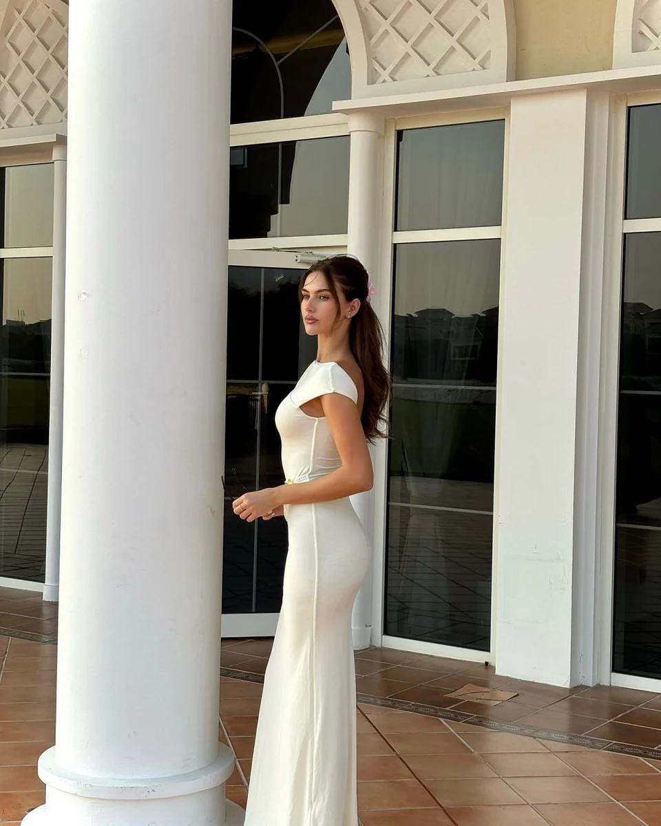 Оливия эскорт в городе Питер