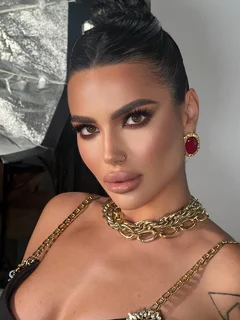 Виола эскорт в городе Питер